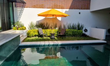 Casa VILLA DEL SOL en venta con jardín y alberca climatizada con excelente clima en Tonatico EDOMEX
