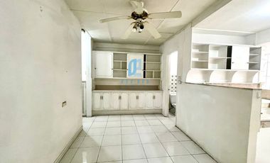 Palm Village  4BR for SALE