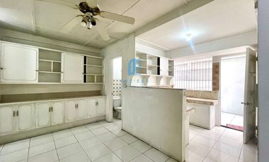 Palm Village  4BR for SALE