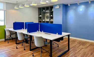 Workspaces, services and support to help you work better in Regus Triumph Square