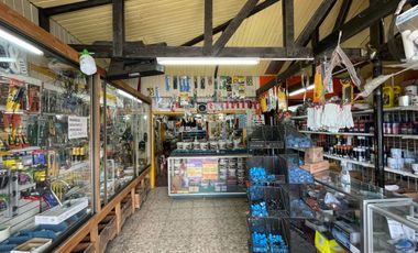 Se vende Propiedad con Ferretería para Inversión en Paillaco, Región de Los Ríos.