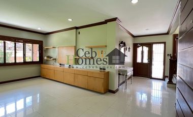 3-Bedroom House in North Town for Rent