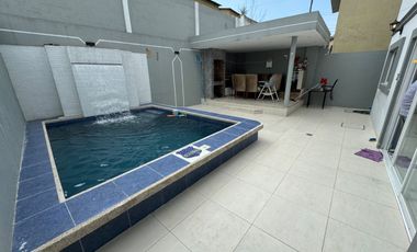 En venta casa de 5 dormitorios con piscina en urb. La Joya. (JP).