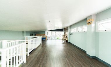 Corner Lot House for Sale in Westwoods