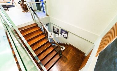 Corner Lot House for Sale in Westwoods