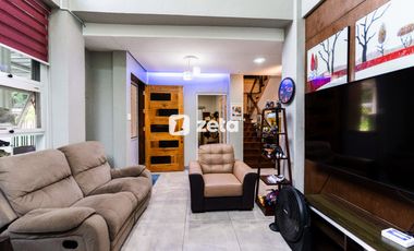 Corner Lot House for Sale in Westwoods