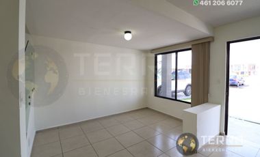 RENTA Casa 🏡 , Amplia y Equipada en Cto Virrey, Fracc.  Alteza