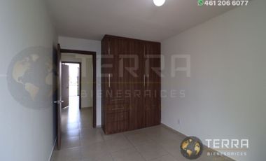 RENTA Casa 🏡 , Amplia y Equipada en Cto Virrey, Fracc.  Alteza