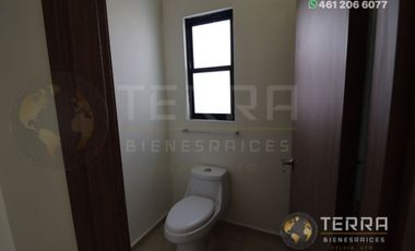 RENTA Casa 🏡 , Amplia y Equipada en Cto Virrey, Fracc.  Alteza