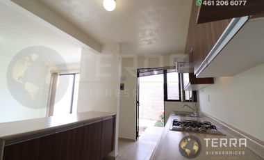 RENTA Casa 🏡 , Amplia y Equipada en Cto Virrey, Fracc.  Alteza