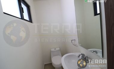 RENTA Casa 🏡 , Amplia y Equipada en Cto Virrey, Fracc.  Alteza