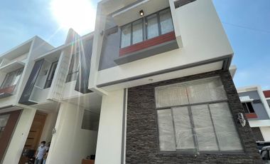 Serene pre selling townhouse FOR SALE in Project 8 Quezon City -Keziah