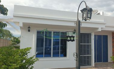VENDEMOS CASA ESQUINERA EN CONDOMINIO