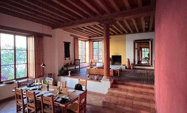 CASA EN UCAZANAZTACUA LAGO DE PATZCUARO, MUY CERCA DE LA HACIENDA