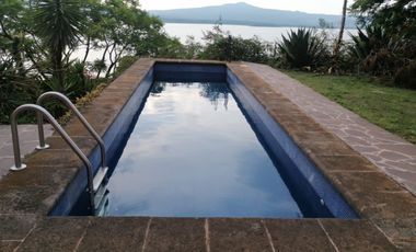 CASA EN UCAZANAZTACUA LAGO DE PATZCUARO, MUY CERCA DE LA HACIENDA