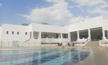 VENDEMOS HERMOSA CASA CON PISCINA EN CONDOMINIO EXCLUSIVO DE LA CIUDAD DE GIRARDOT.