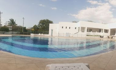 VENDEMOS HERMOSA CASA CON PISCINA EN CONDOMINIO EXCLUSIVO DE LA CIUDAD DE GIRARDOT.