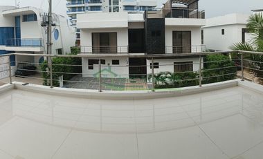 VENDEMOS HERMOSA CASA CON PISCINA EN CONDOMINIO EXCLUSIVO DE LA CIUDAD DE GIRARDOT.