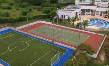 VENDEMOS HERMOSA CASA CON PISCINA EN CONDOMINIO EXCLUSIVO DE LA CIUDAD DE GIRARDOT.