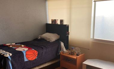 EXCELENTE CASA EN VENTA EN FRACCIONAMIENTO VISTA DEL VALLE