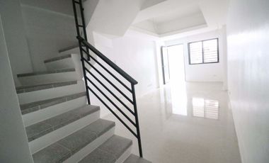 Modern Townhouse for sale in Project 8 QC w/ 2 Carport near Mindanao Ave.