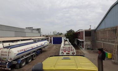 SE VENDE LOCAL COMERCIAL EN ZONA INDUSTRIAL PIURA 2185.50 M2