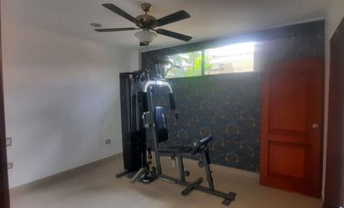 Samborondon, Renta de Casa de 5 dormitorios con Piscina