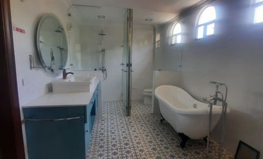 Samborondon, Renta de Casa de 5 dormitorios con Piscina