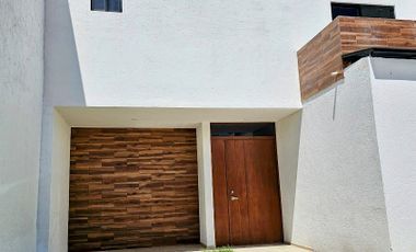 CASA EN RENTA EN BIO GRAND JURIQUILLA QUERÉTARO