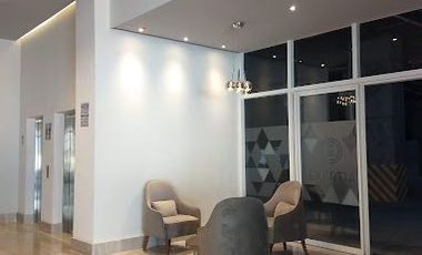 Oficina en el piso 27 de 76 m² en Torre Exertia. Climatizada y con piso