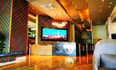 Oficina en el piso 27 de 76 m² en Torre Exertia. Climatizada y con piso