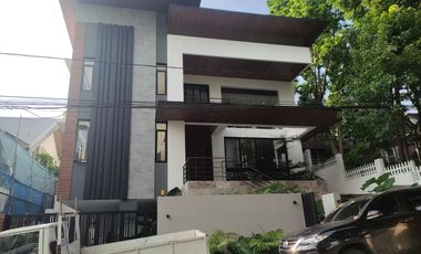 Brandnew 6 Bedrooms House with Swimming Pool in Ayala Heights, Quezon City