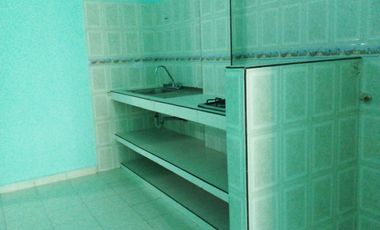 VENDO CASA 3 PLANTAS INDEPENDIENTES CON APARTAMENTOS, EL  TRONCAL CALI