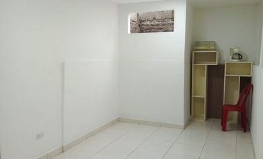 VENDO CASA 3 PLANTAS INDEPENDIENTES CON APARTAMENTOS, EL  TRONCAL CALI