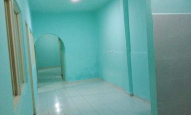 VENDO CASA 3 PLANTAS INDEPENDIENTES CON APARTAMENTOS, EL  TRONCAL CALI