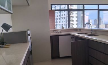 FULLY FURNISHED 160.63 sqm 4-bedroom Penthouse Condo for sale in Cebu City Cebu