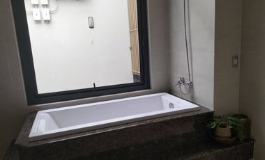 FULLY FURNISHED 160.63 sqm 4-bedroom Penthouse Condo for sale in Cebu City Cebu