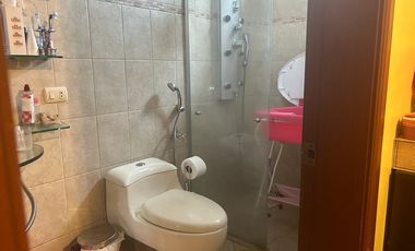 VENTA DE CASA MUY AMPLIA EN VÍA A SAMBORONDÓN