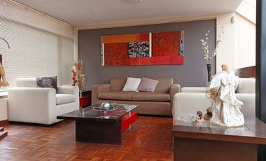 CASA EN VENTA   EN  URBANIZACIÓN  PRIVILEGIADA DE AMBATO, FICOA
