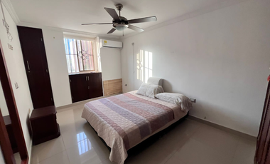 Apartamento en arriendo en Riomar.