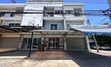 Commercial building for sale, commercial building, Phraya Satja Road, Chonburi, 4 bedrooms