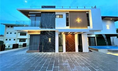 3 Level House with Roof Deck and Swimming Pool in Vista Grande at Talisay, Cebu.