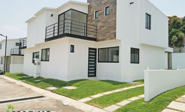Casas en venta en condominio Los Azahares