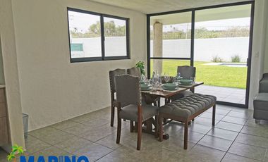 Casas en venta en condominio Los Azahares