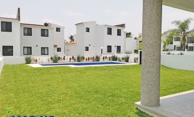 Casas en venta en condominio Los Azahares
