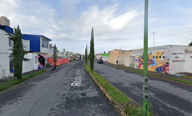 BONITA CASA CON POSESIÓN, ENTREGA INMEDIATA!!!! RINCONADA DEL VALLE, TOLUCA