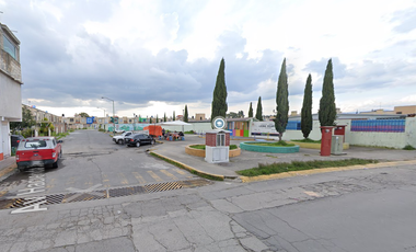 BONITA CASA CON POSESIÓN, ENTREGA INMEDIATA!!!! RINCONADA DEL VALLE, TOLUCA