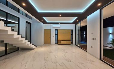 Casa Inteligente en Venta con Alberca, Playa Privada y en Esquina, Ubicada en el Residencial Playas del Conchal. Zona Residencial y de Alta Plusvalía