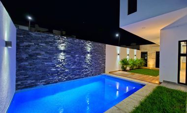 Casa Inteligente en Venta con Alberca, Playa Privada y en Esquina, Ubicada en el Residencial Playas del Conchal. Zona Residencial y de Alta Plusvalía