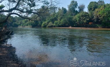 BEAUTIFUL 4 RAI LOT WITH 3 BED / 2 BATH HOUSE AND 30 METERS OF RIVERFRONT JUST 10 MINUTES FROM DOWNTOWN!!!